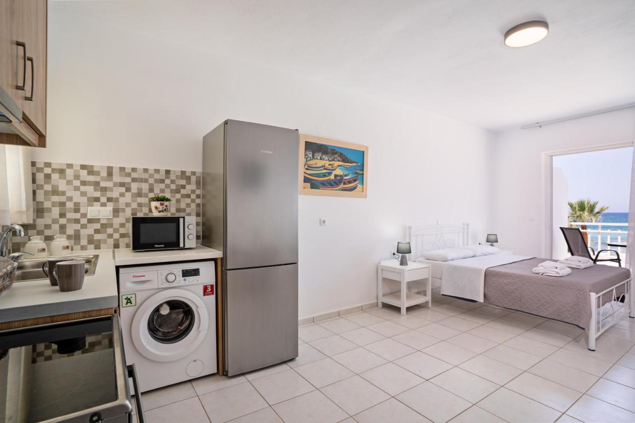 Azure Seaside Apts Magnisia Exterior photo