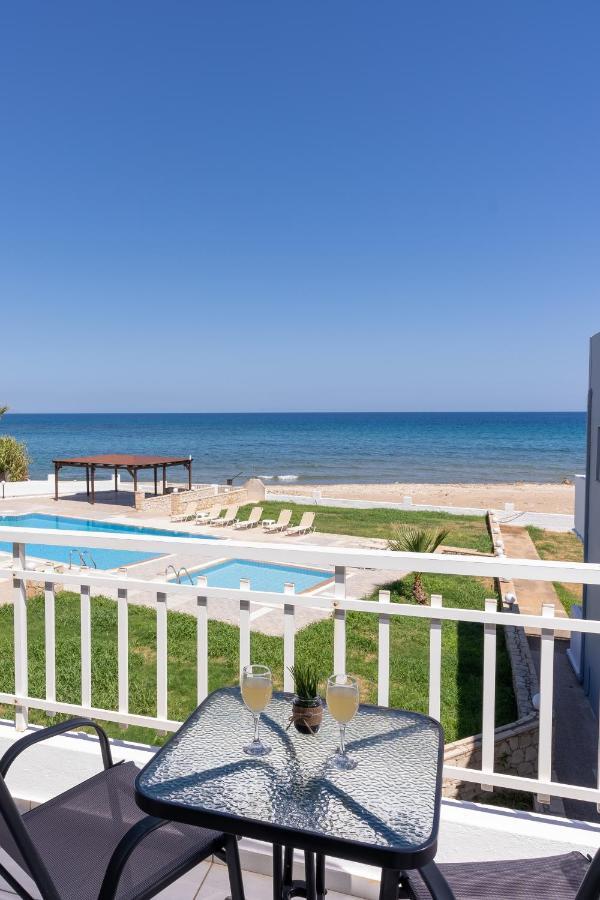 Azure Seaside Apts Magnisia Exterior photo
