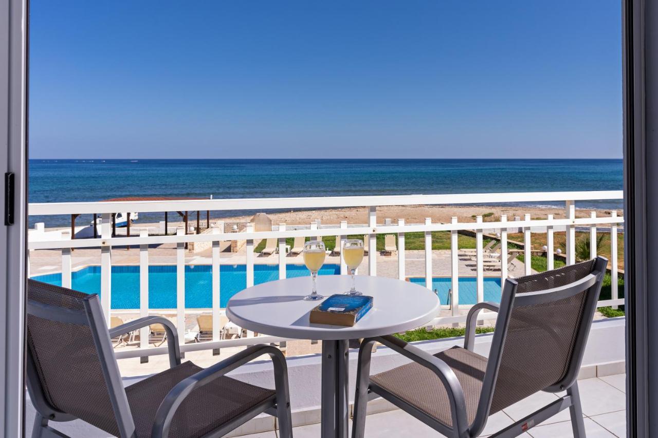 Azure Seaside Apts Magnisia Exterior photo